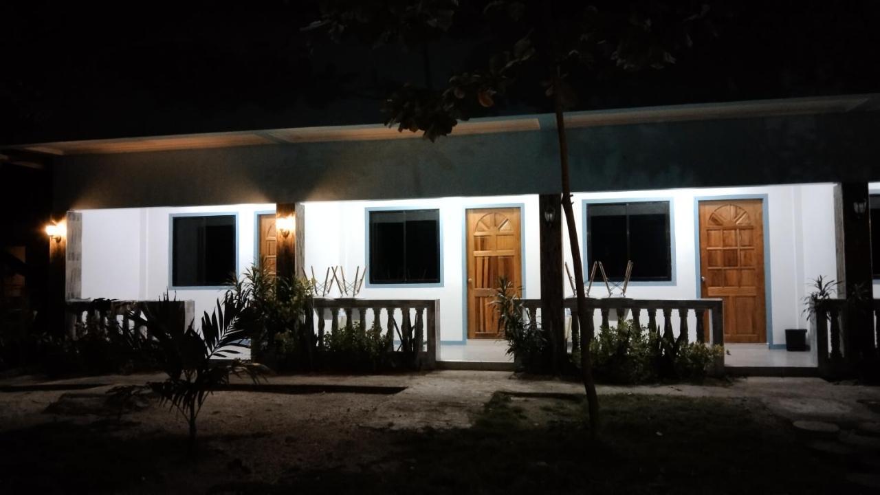 Elen Inn - Malapascua Island Air-Conditioned Room1 Eksteriør bilde